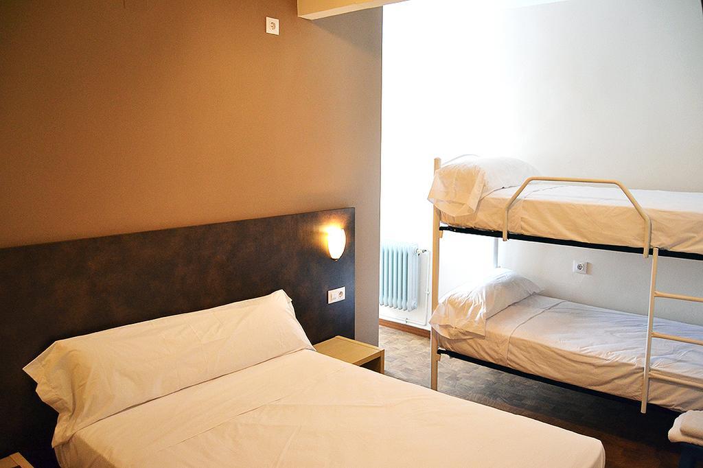 Guarromán Hostal Restaurante Los Mellizos מראה חיצוני תמונה